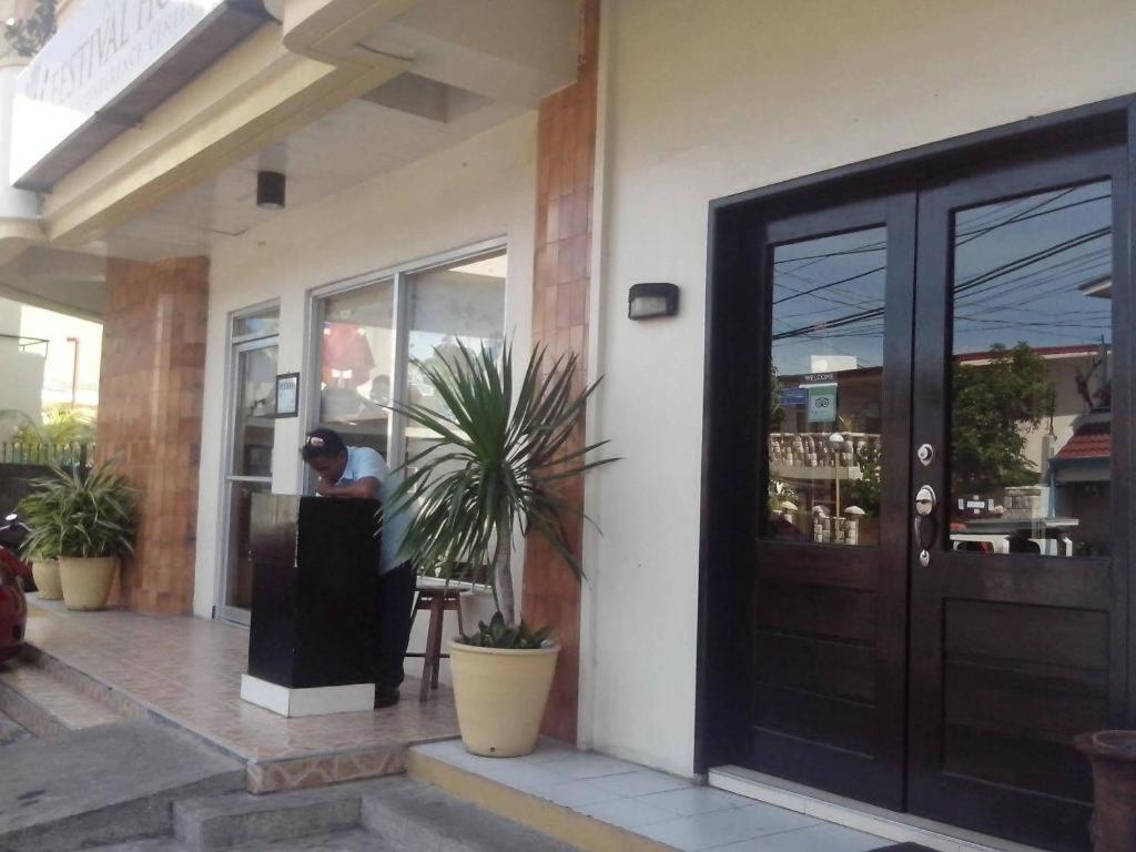Ati-Atihan Festival Hotel Kalibo Exteriör bild